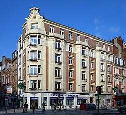 Immeuble, rue du Molinel, à Lille