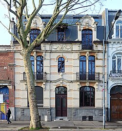 Maison éclectique boulevard Jean-Baptiste Lebas à Lille